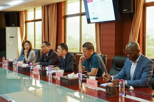 安哥拉中國總商會蒞臨學校交流合作