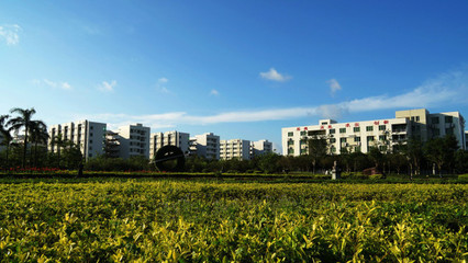 珠海這所大學據(jù)說盛產(chǎn)最牛高職生,學生們拿獎都拿到手軟!